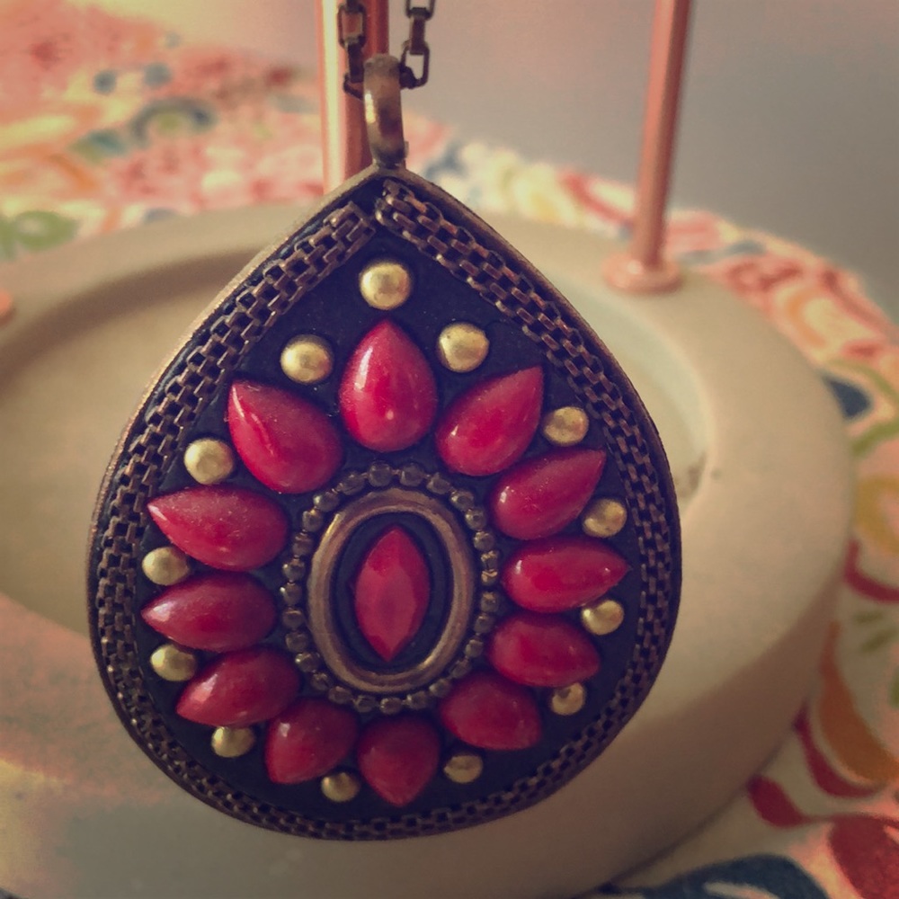 Bronze and red pendant necklace